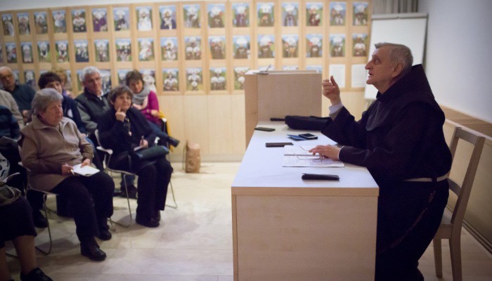 Papok és szerzetesek szüleinek lelkigyakorlata